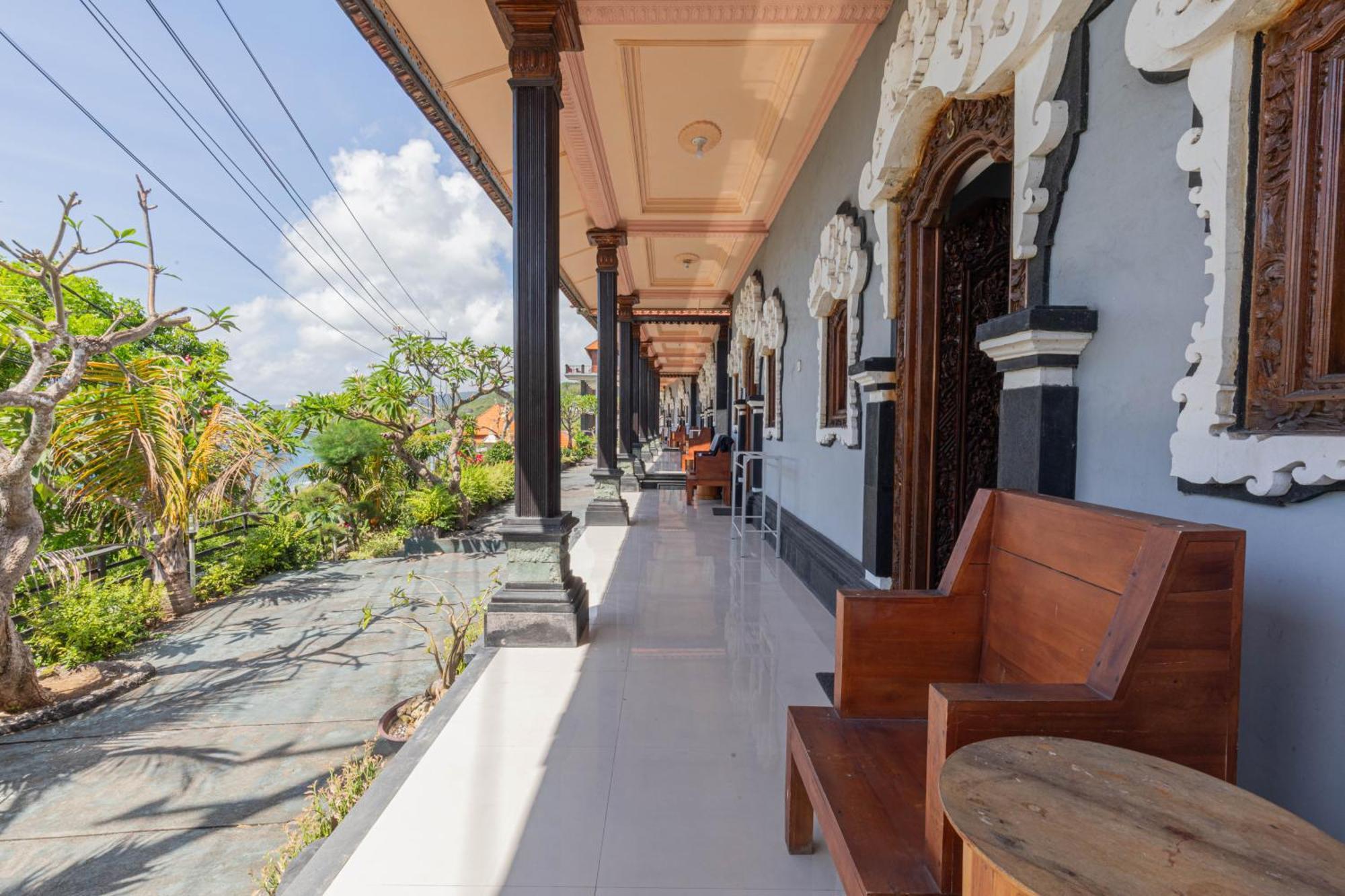 Manta Cottages With Sea View Batununggul Екстер'єр фото