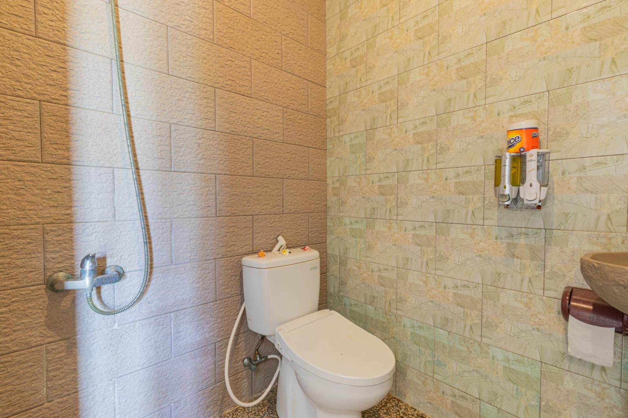 Manta Cottages With Sea View Batununggul Екстер'єр фото